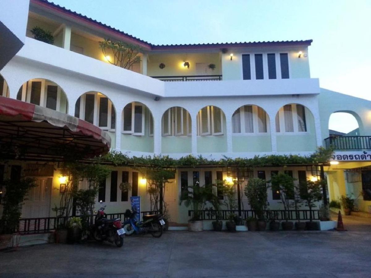 Casa Holiday Hotel Sha Phitsanulok Ngoại thất bức ảnh
