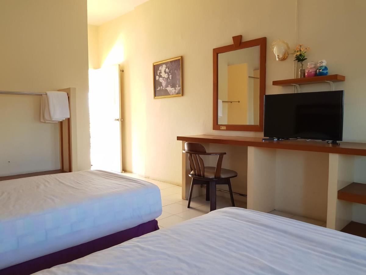 Casa Holiday Hotel Sha Phitsanulok Ngoại thất bức ảnh