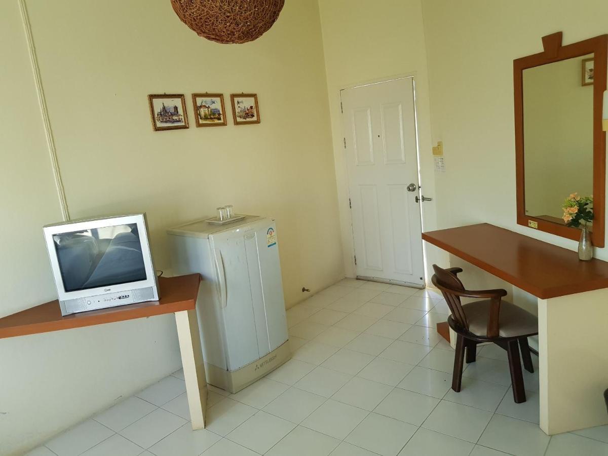 Casa Holiday Hotel Sha Phitsanulok Ngoại thất bức ảnh