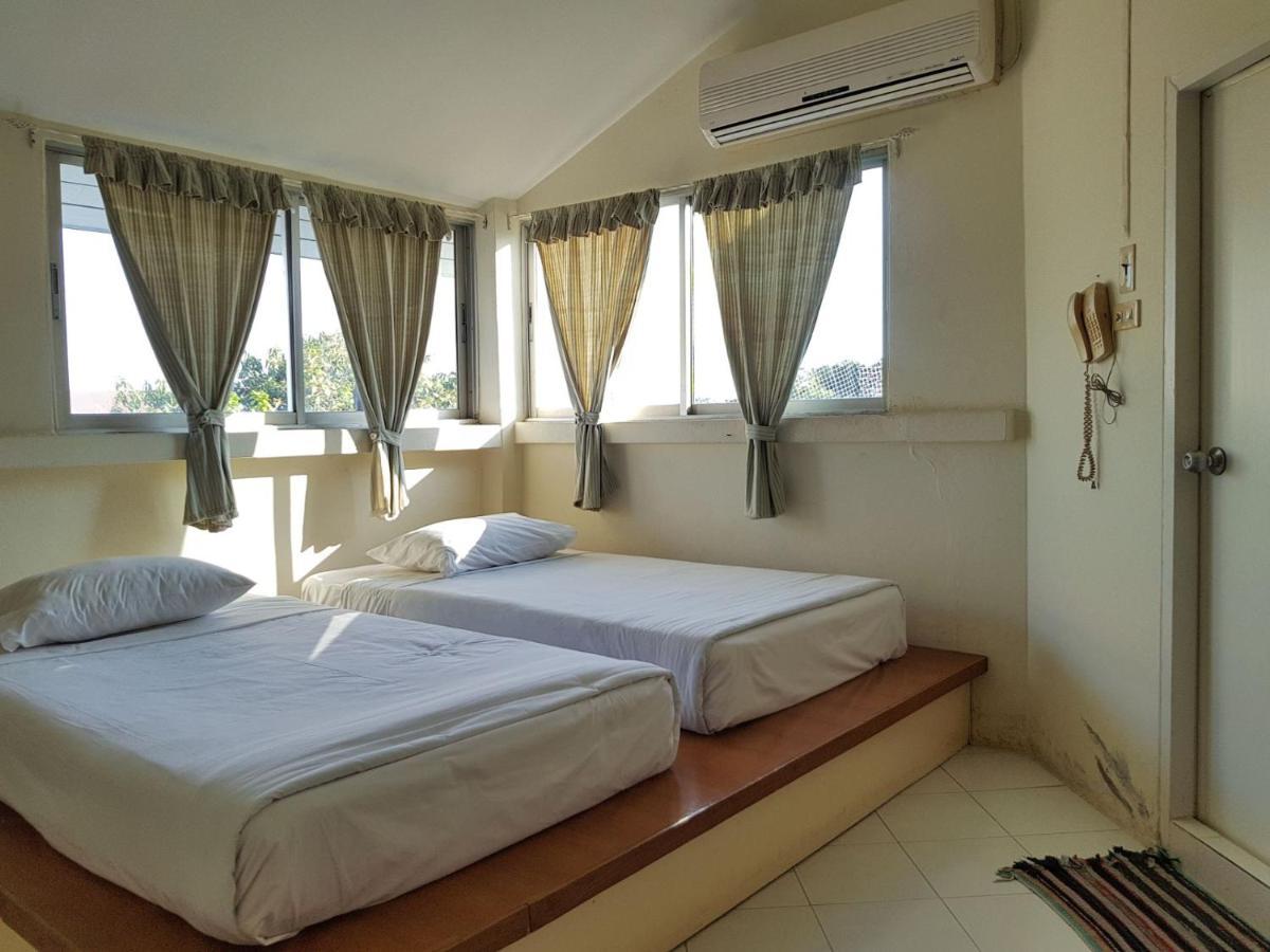 Casa Holiday Hotel Sha Phitsanulok Ngoại thất bức ảnh