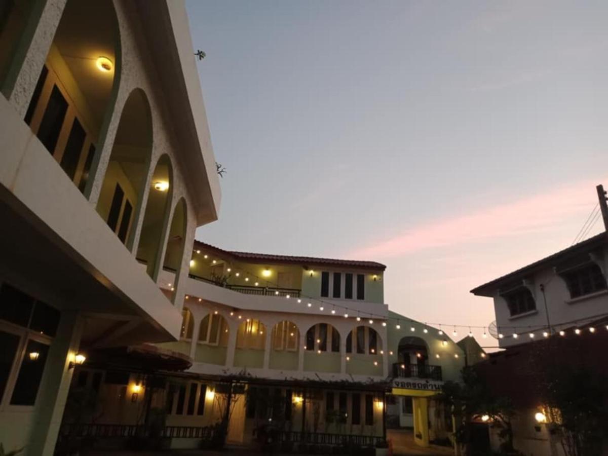 Casa Holiday Hotel Sha Phitsanulok Ngoại thất bức ảnh