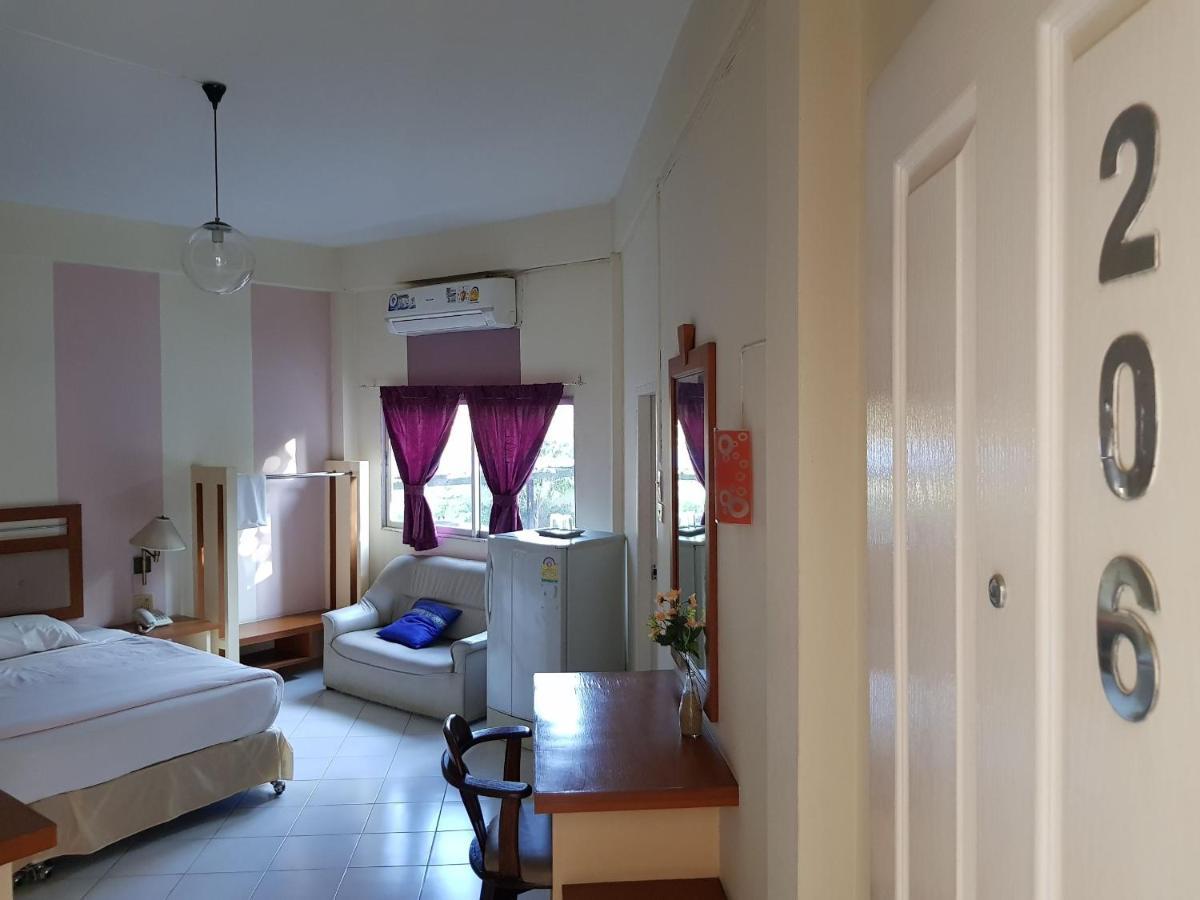 Casa Holiday Hotel Sha Phitsanulok Ngoại thất bức ảnh